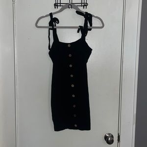 Black dress with adjustable ties. Size 8 (fits like a small).
